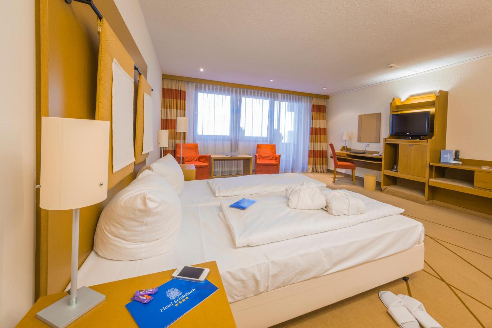 Hotel Schoenbuch Pliezhausen Esterno foto