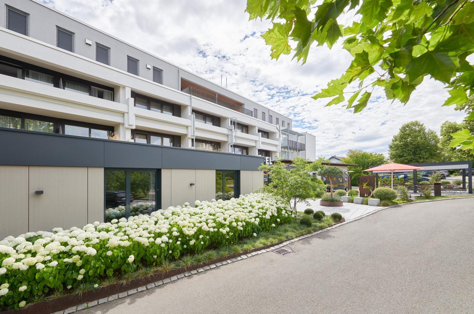 Hotel Schoenbuch Pliezhausen Esterno foto